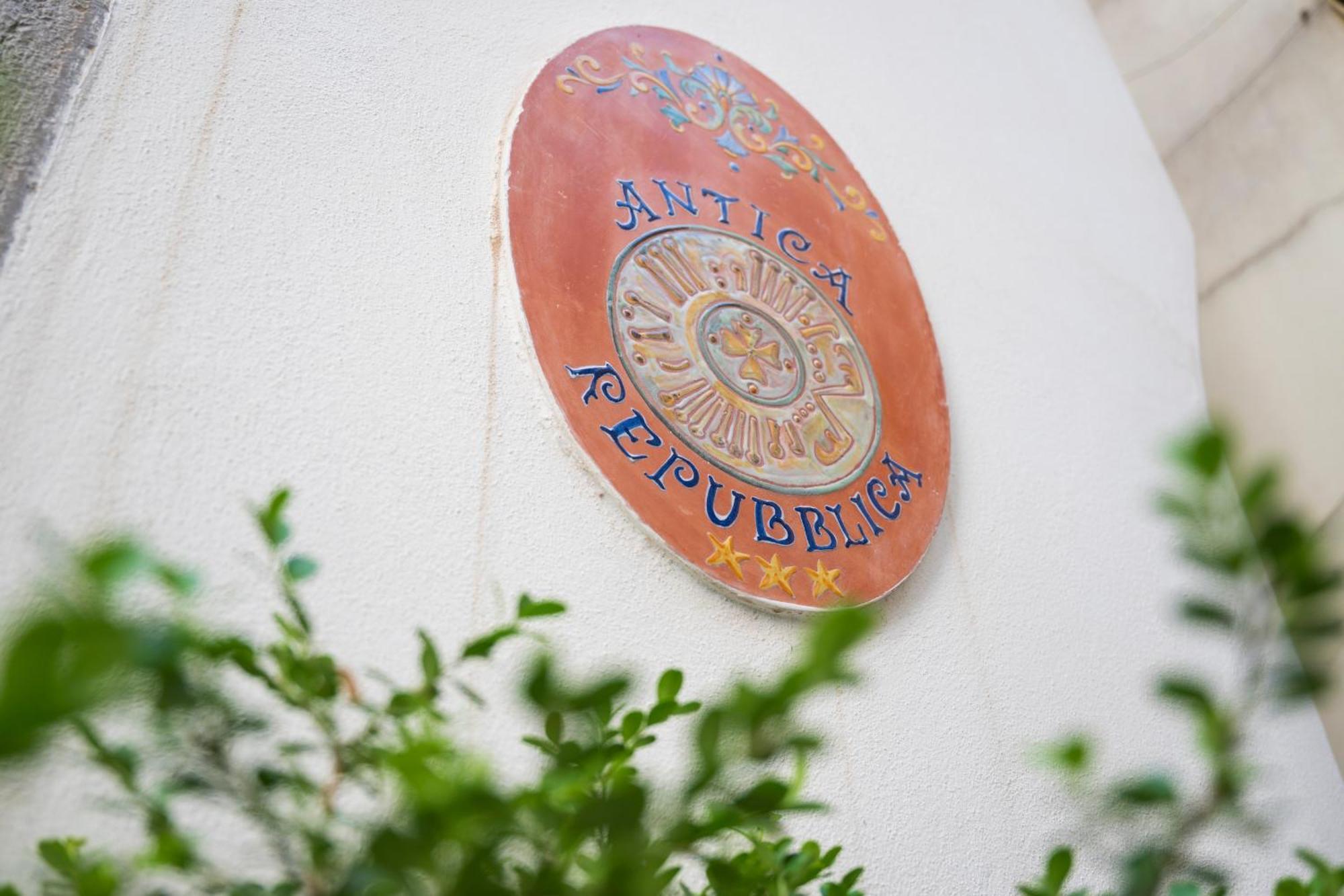 Aparthotel Antica Repubblica In Amalfi Center At 100Mt From The Sea Zewnętrze zdjęcie
